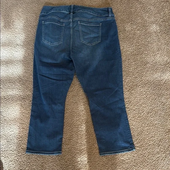 Torrid Blue Straight Leg Jeans Classic Denim - Picture 4 of 4